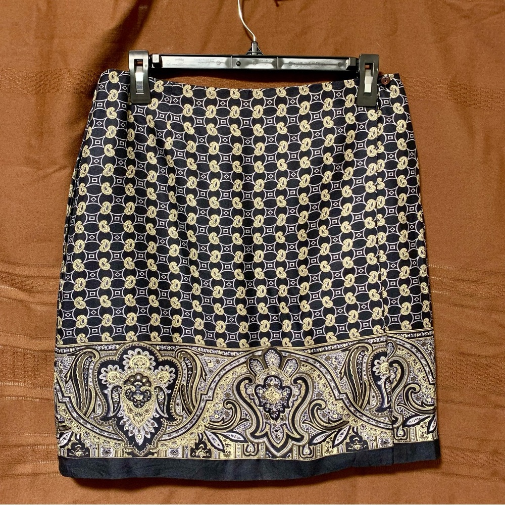 Black and Cream Patterned Pencil Skirt